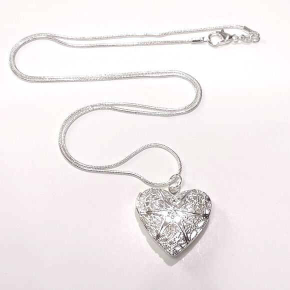 925 Silver Necklace Heart Locket Star Lattice Pattern Valentines Birthday Gift - Picture 3 of 8